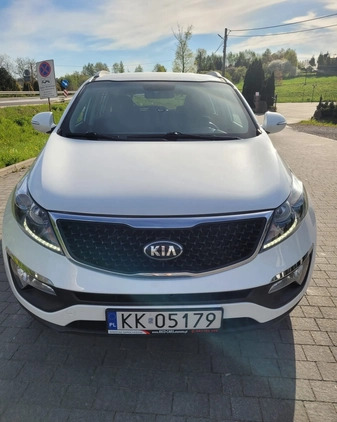 Kia Sportage cena 43900 przebieg: 217113, rok produkcji 2015 z Wieliczka małe 137